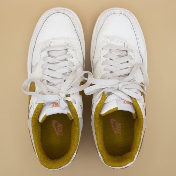 Nike Gamma Force Sail Bronzine Shoes DX9176-105 Women's Size 8 - Picture 5 of 8